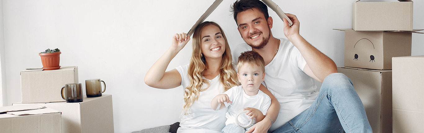 Família reunida em casa